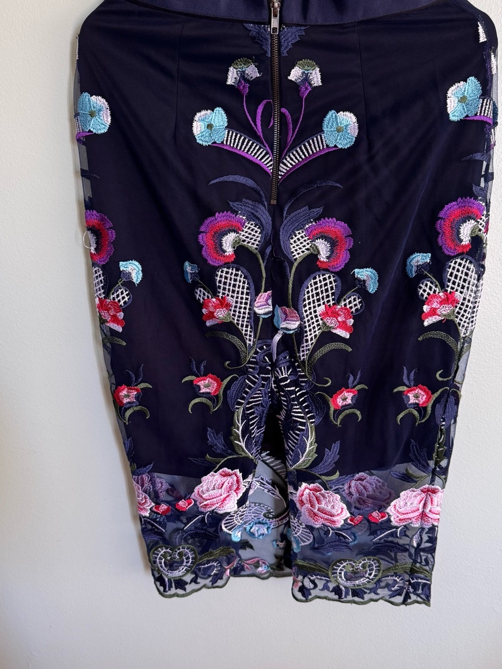 River Island Blue Skirt with Branded Waist Label - Picture 6 of 9